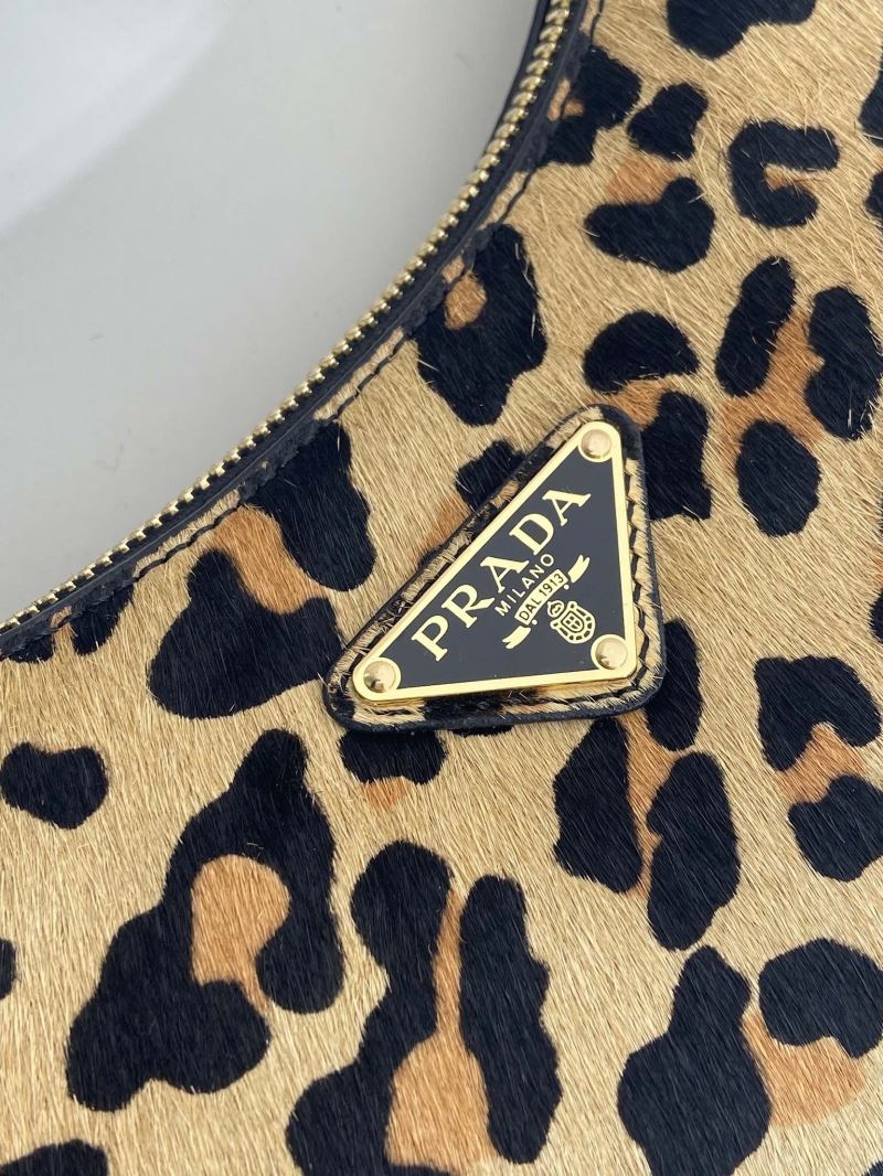 Pra*a hobo bags